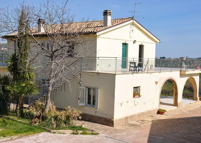 Torre Mannella - La Loggia Farmház *